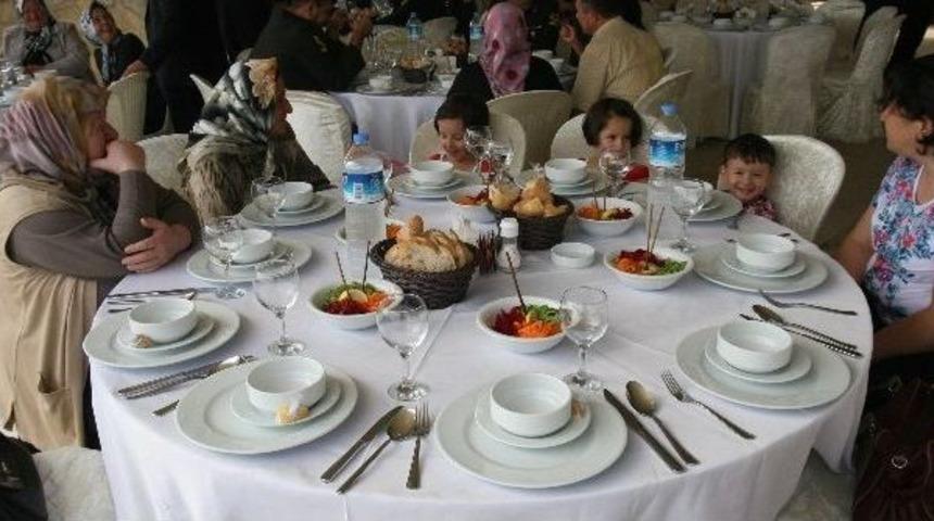 Jandarmadan Gazilere Yemek