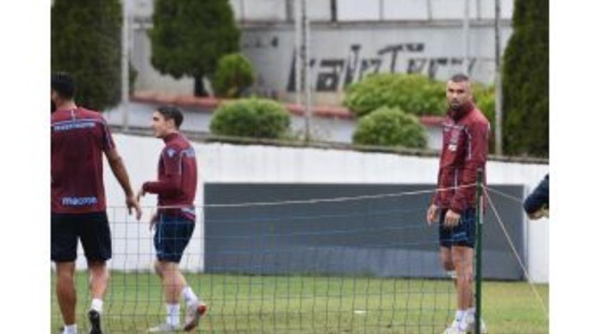 Burak Yılmaz, Takımla Çalışmalara Başladı