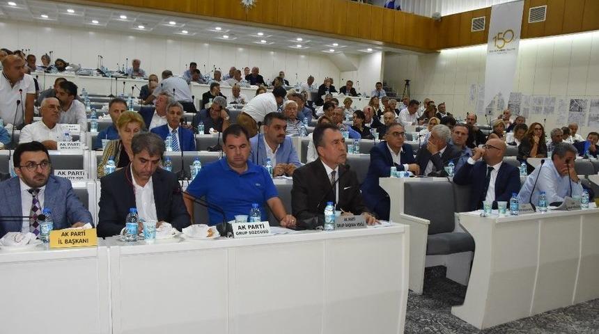 Meclis&rsquo;te İzmir&rsquo;i Saran Kokuyla İlgili A&ccedil;ıklama