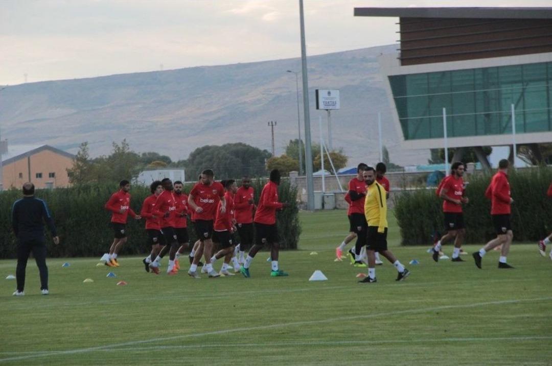 Erol Bedir: "yabancı Sınırlandırmasının Kaldırılması Lazım"