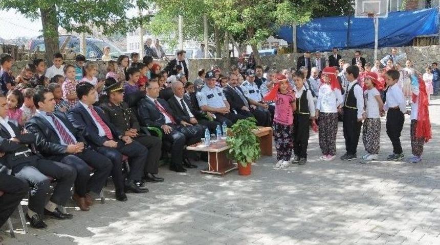Atat&uuml;rk İlk&ouml;ğretim Okulu&rsquo;nda İlk&ouml;ğretim Haftası Kutlaması