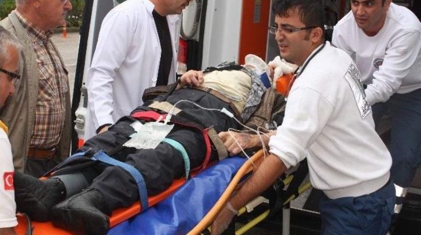 Otomobilin &Ccedil;arptığı Şahıs Hastanede &Ouml;ld&uuml;