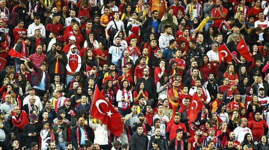 Uefa Uluslar B Ligi: İsve&ccedil;: 1 - T&uuml;rkiye: (ilk Yarı Sonucu)