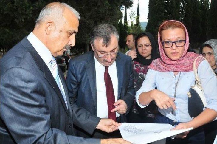 Soma Maden Şehitliğini Manisa Büyükşehir Belediyesi Yapacak G5