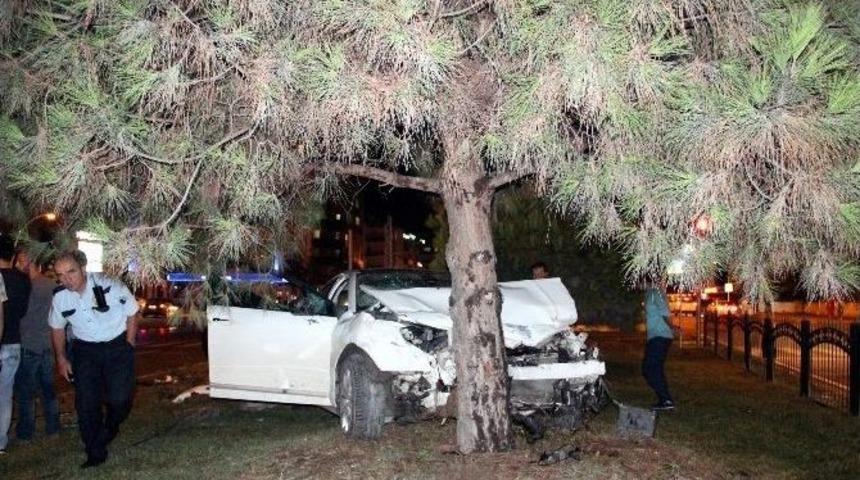 Samsun&rsquo;da Trafik Kazası: 2 Yaralı