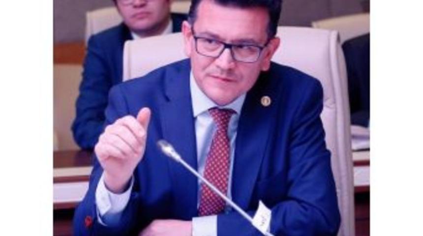 Atay Uslu’ya Yeni Bir Görev