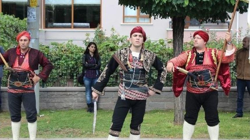 11. Uluslararası G&ouml;lbaşı G&ouml;ller, Andezit Ve Sevgi &Ccedil;i&ccedil;eği Şenliği