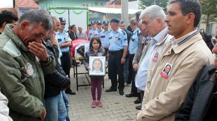 Kazada Hayatını Kaybeden Kadın Polis Toprağa Verildi