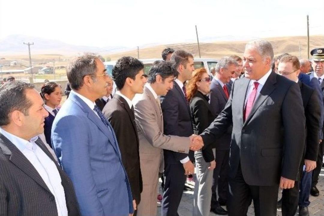 Hayırsever İşadamının Eleşkirt&rsquo;te Yaptırdığı Okul T&ouml;renle A&ccedil;ıldı