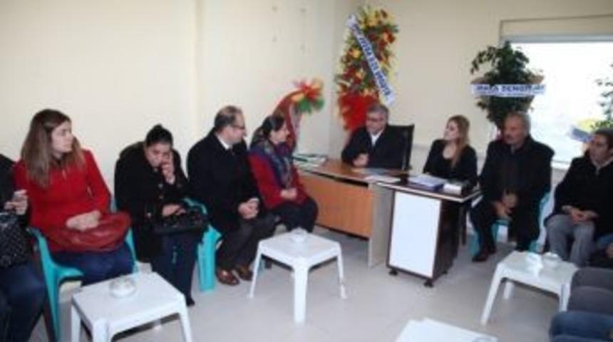 Eş Başkanlardan Hdp&rsquo;nin Tuşba Ve İpekyolu Y&ouml;netimine Ziyaret