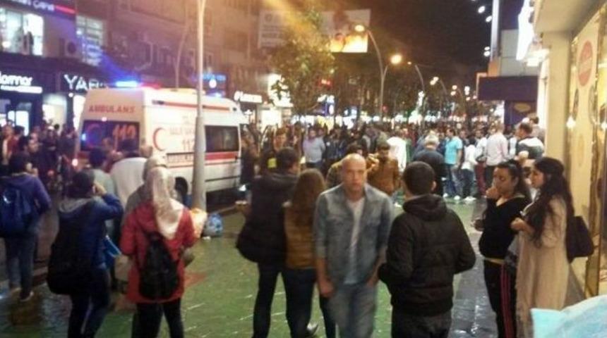 Sakarya&rsquo;da Bı&ccedil;aklı Kavga: 4 Yaralı
