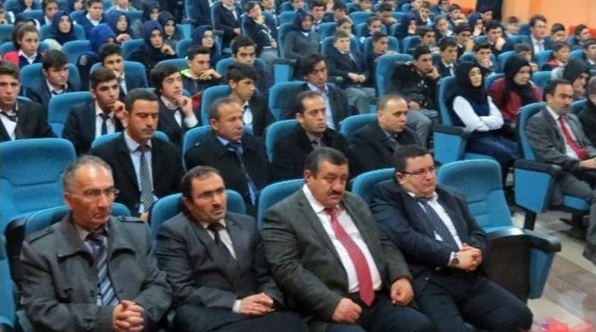 Kelkit&rsquo;te İnsan Hakları G&uuml;n&uuml; Kutlandı