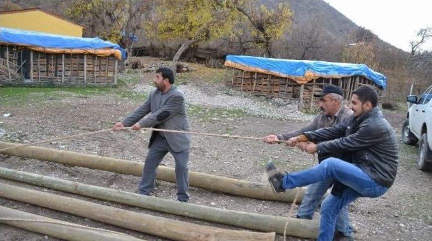 Dedaş Kar Kış Dinlemiyor