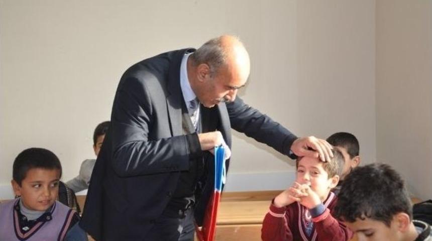 B&uuml; &Ouml;ğrencilerinden Kozluk Yeni&ccedil;ağlar İlkokulu&rsquo;na Ziyaret