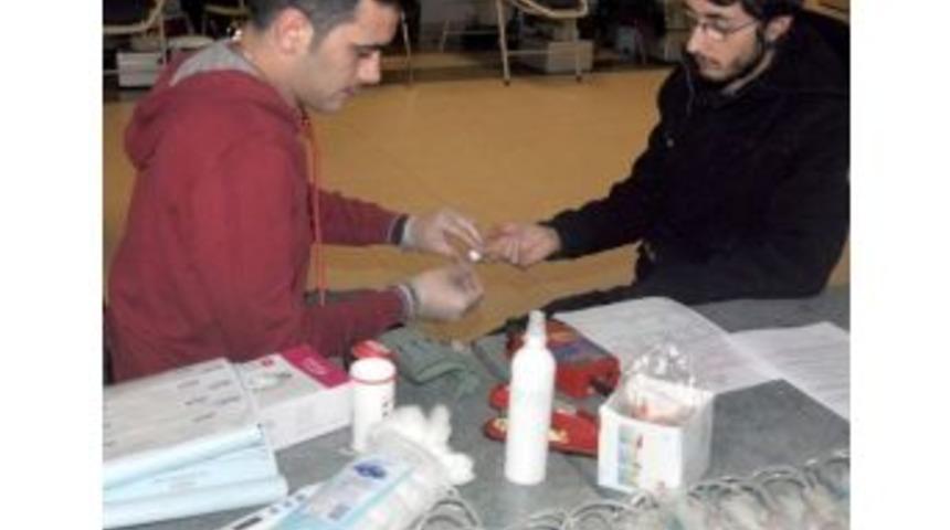 Esog&uuml; &Ouml;ğrencilerinden Kan Bağışı Projesi