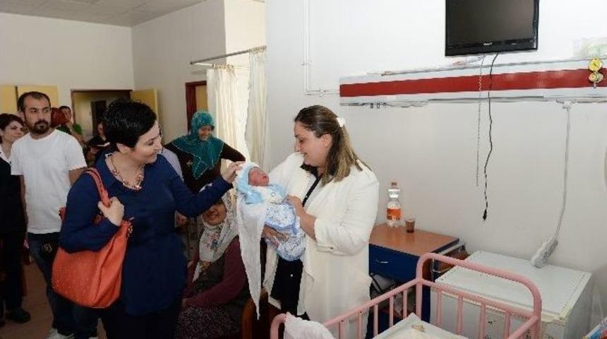 Kahramanmaraş&rsquo;ta Puset Yardımında 500 Bebeğe Ulaşıldı