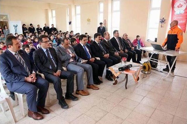 Öğrencilere Yönelik Deprem Ve Yangın Tatbikatı Yapıldı 1