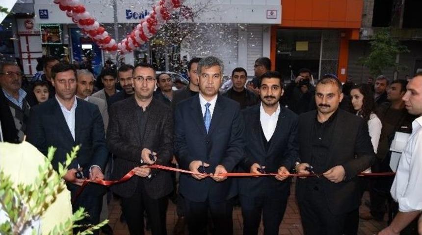 Belediye Başkanı Yılmaz Ve Kaymakam Erkal İşyeri A&ccedil;ılışı Yaptı