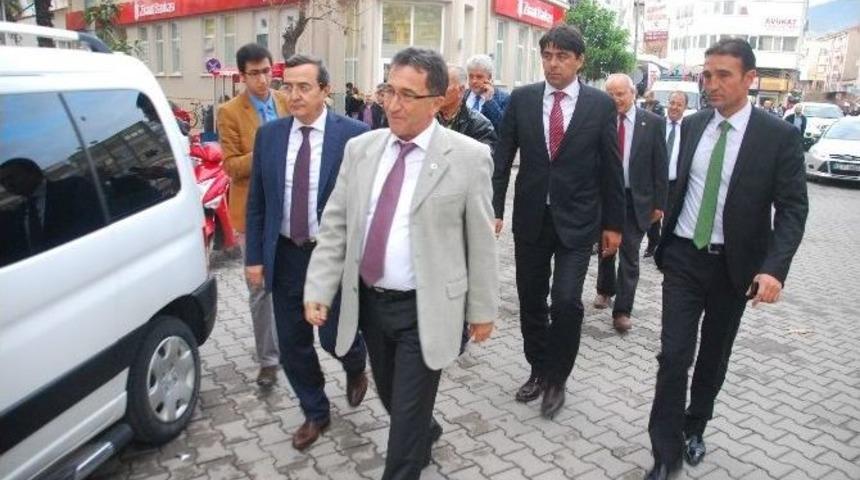 Saldırıyı Kınamak İ&ccedil;in Kıyı Ege Belediyeler Birliği Edremit&rsquo;te Toplandı