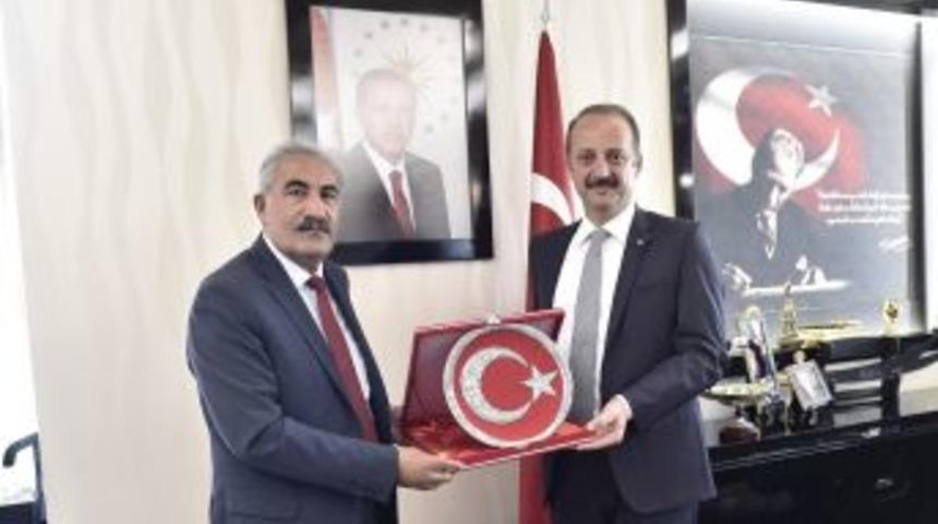 Mamak Belediye Başkanı Akgül Mevkidaşını Ağırladı