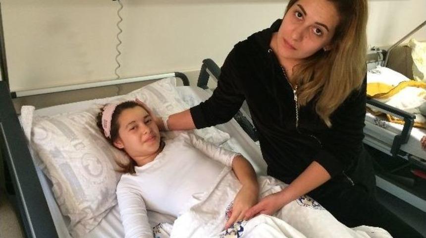 Mersin&rsquo;de &Ouml;ğrenci Servisine D&uuml;zenlenen Silahlı Saldırı