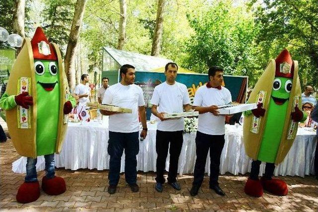 En Hızlı Baklava Gaziantep’te Yenir