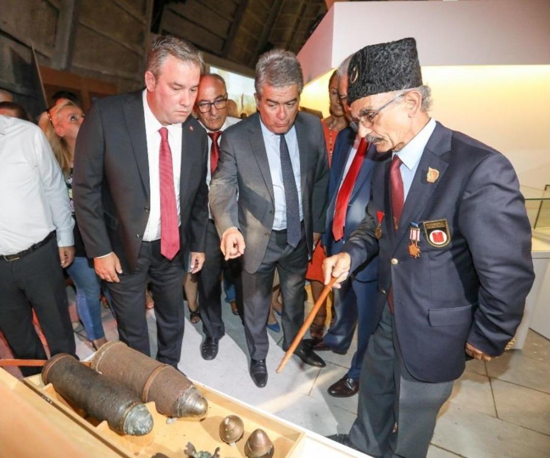 Ata&rsquo;nın G&ouml;lgesinde Bir Eğitim Yuvası