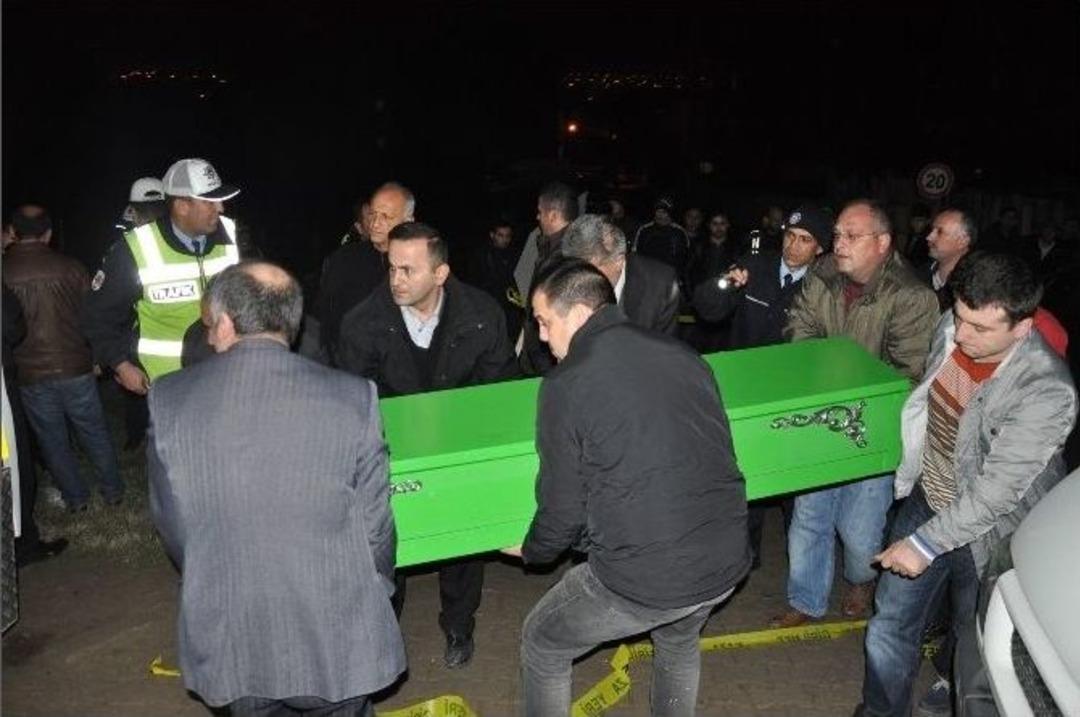 Kamyonetin &Ccedil;arptığı Bisikletli Hayatını Kaybetti