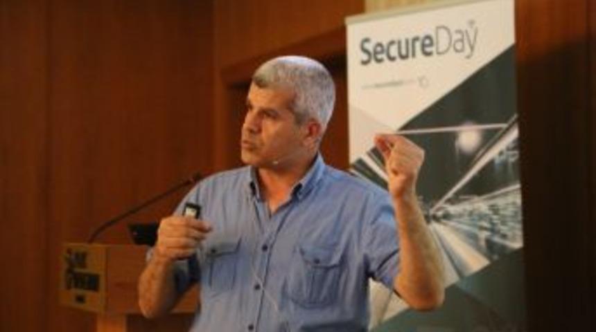 Güvenlik Uzmanı İsa Altun: "okullara Girişte Silahların İçeriye Sokulmaması Sağlanmalıdır"