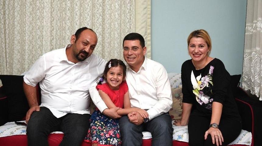 Tütüncü, Kapı Kapı Dolaşıyor