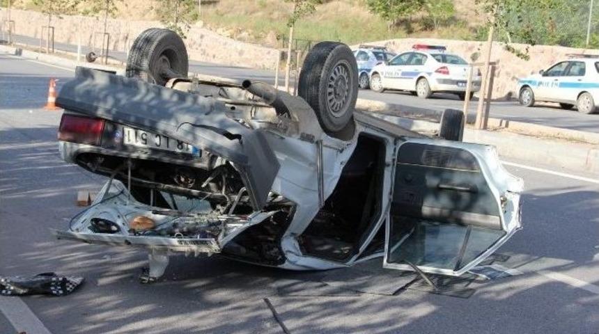 &Ccedil;ankırı&rsquo;da Trafik Kazası: 2 Yaralı