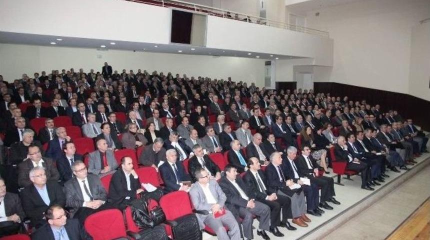 Bursa İl Milli Eğitim M&uuml;d&uuml;r&uuml; Veli Sarıkaya: