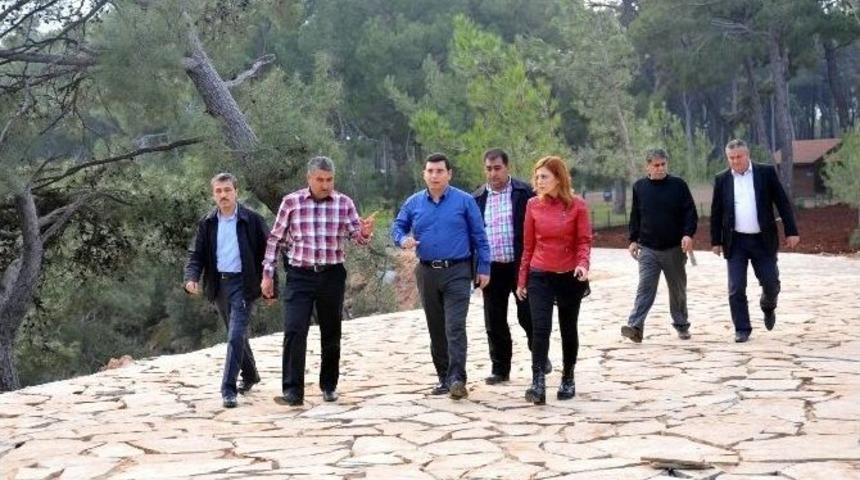 T&uuml;t&uuml;nc&uuml; Macera Parkını İnceledi