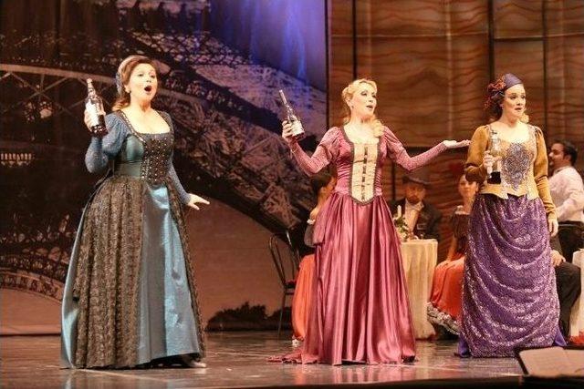 &ldquo;paris&rsquo;te Bir Gece&rdquo; Yeniden İzleyici İle Buluşuyor 3