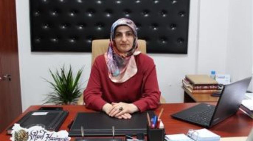 Bilecik&rsquo;in İlk Kadın M&uuml;ft&uuml; Yardımcısı G&ouml;reve Başladı