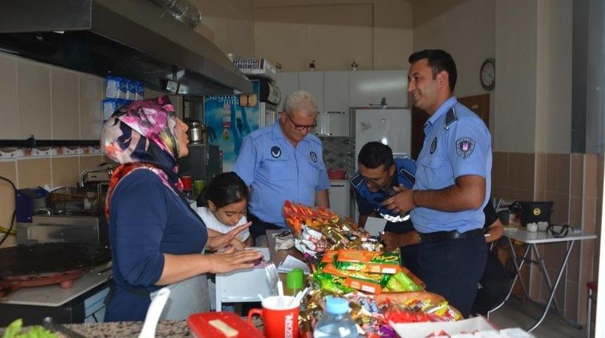 Şehzadeler Zabıtası Okul Yakınlarındaki İş Yerlerini Denetledi