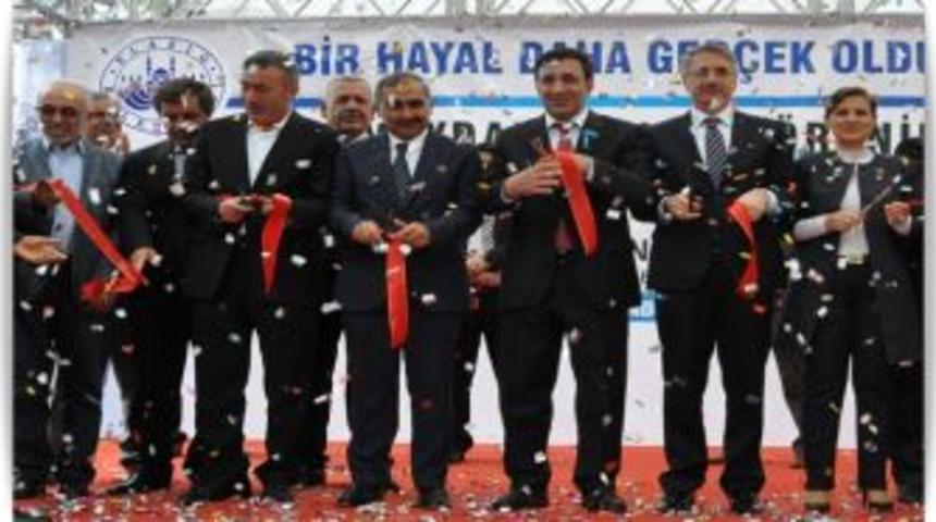 Elazığ PTT Meydanı t&ouml;renle a&ccedil;ıldı