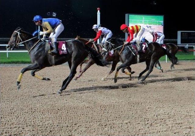 &Ccedil;ukurova &Uuml;niversitesi Rekt&ouml;rl&uuml;ğ&uuml; Koşusu&rsquo;nu "bawıkal" Kazandı 1