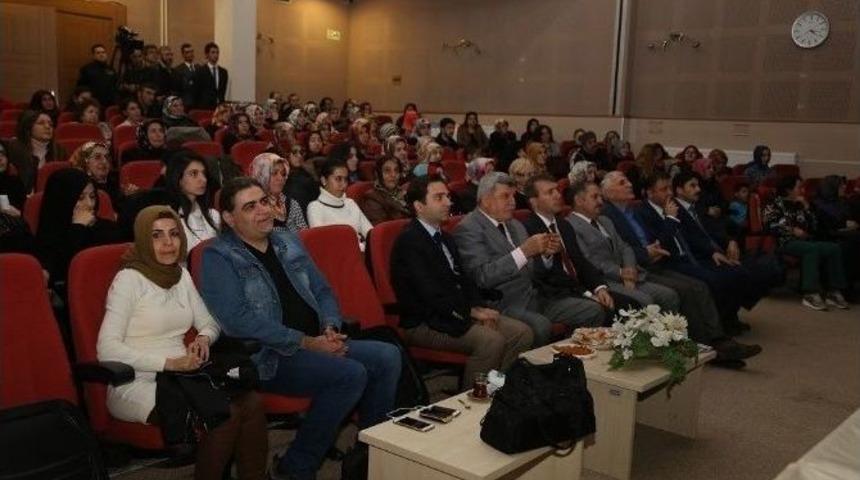 Ko-mek Aile Okulu İlk Mezunlarını Verdi