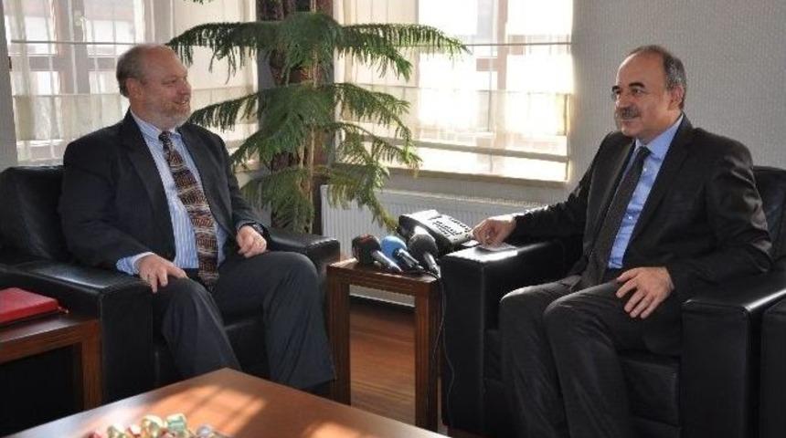 Amerikanlı M&uuml;steşar&rsquo;dan Vali Erol&rsquo;a Ziyaret