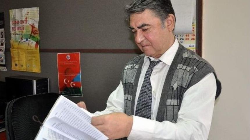 Azeri Aşık Dede Şemşir T&uuml;rkiye&rsquo;de De Tanınacak