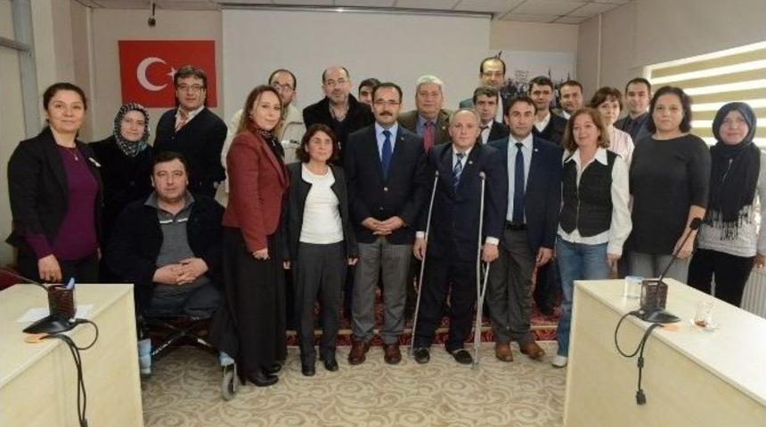 Uşak&rsquo;ta Engelli Sorunları İ&ccedil;in İlk Toplantı Yapıldı
