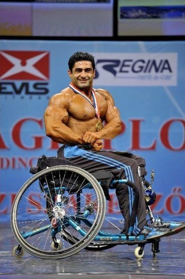 Vücut Geliştirme Şampiyonları Şov Yapacak 3