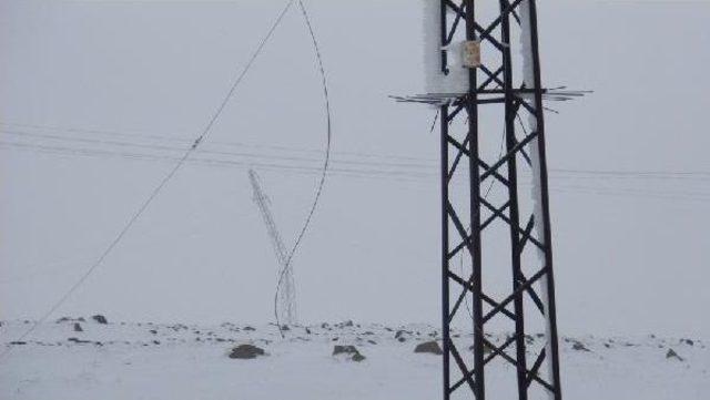 Karakış, Elektrik Direklerini B&uuml;kt&uuml; 2