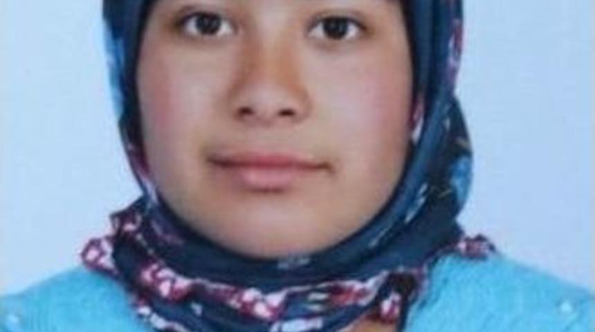 17 Yaşındaki Kızından Bir Aydır Haber Alamıyor