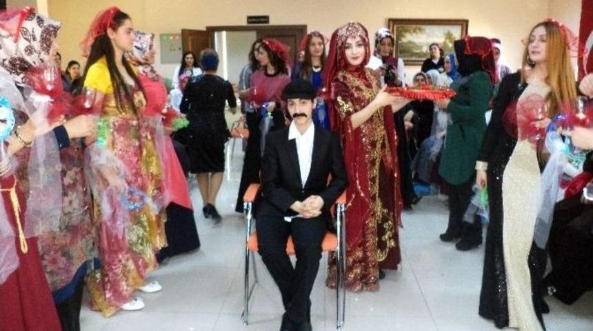 Pursaklar&rsquo;da Hanımlar &ldquo;kına&rdquo; Yaktı