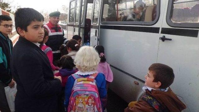 Jandarma Trafikten Öğrencilere Seminer 1