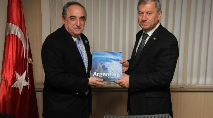 Menevşe: "arjantin İle Aramızdaki Mesafeyi Ticaretle Yakınlaştırabiliriz"