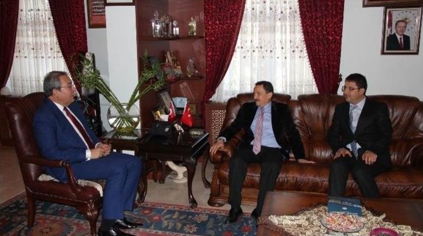 Basın İlan Kurumu Genel M&uuml;d&uuml;r&uuml; Atalay, Belediye Başkanı &Uuml;nver&rsquo;i Ziyaret Etti