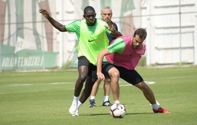 Konyaspor, Fenerbahçe Maçı Hazırlıklarına Devam Ediyor